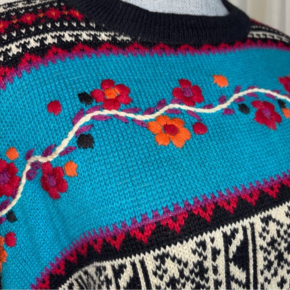 Interim Vintage Y2K Knit Embroidered Floral Ski Sweater - Picture 3 of 14